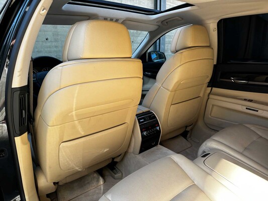 BMW ActiveHybrid7 F04 4.4 V8 465pk 2010