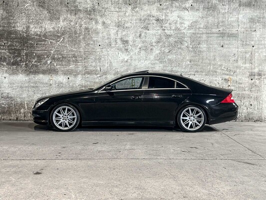 Mercedes-Benz CLS500 AMG 5.0 V8 306pk 2005 CLS-klasse Youngtimer, GBH-49-F