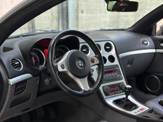 Alfa Romeo Spider 2.2 JTS Exclusive 185pk 2008, S-904-ZX Youngtimer