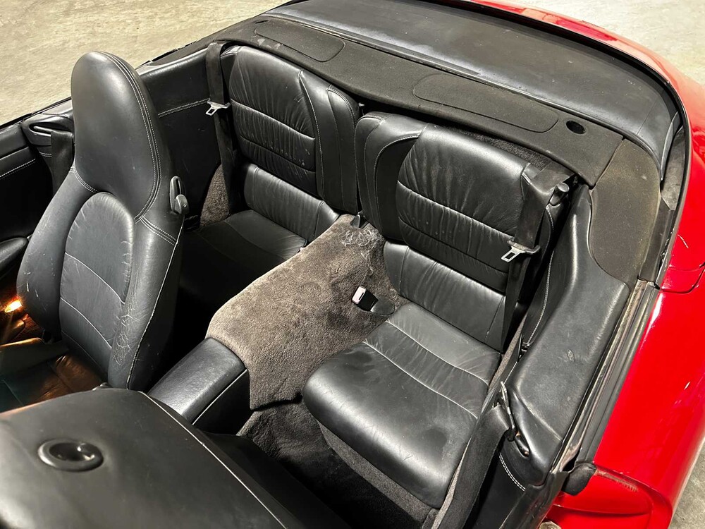 Porsche 911 Cabriolet Carrera 4 996 3.4 300pk 2000 Youngtimer