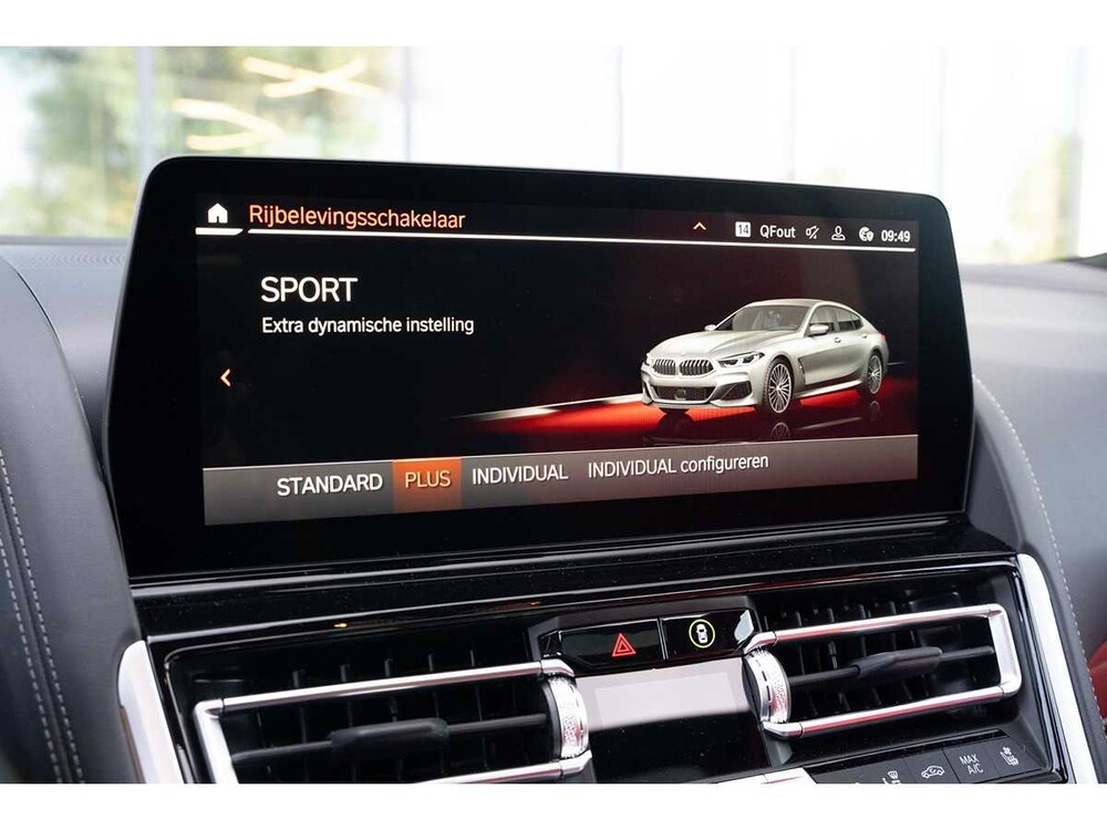 BMW M850i Gran Coupé 4.4 V8 xDrive -The 8 X Jeff Koons- M-Performance 530pk 2023 (1 van 99) (NEW) 8-Serie (Origineel-NL + 1e Eigenaar)