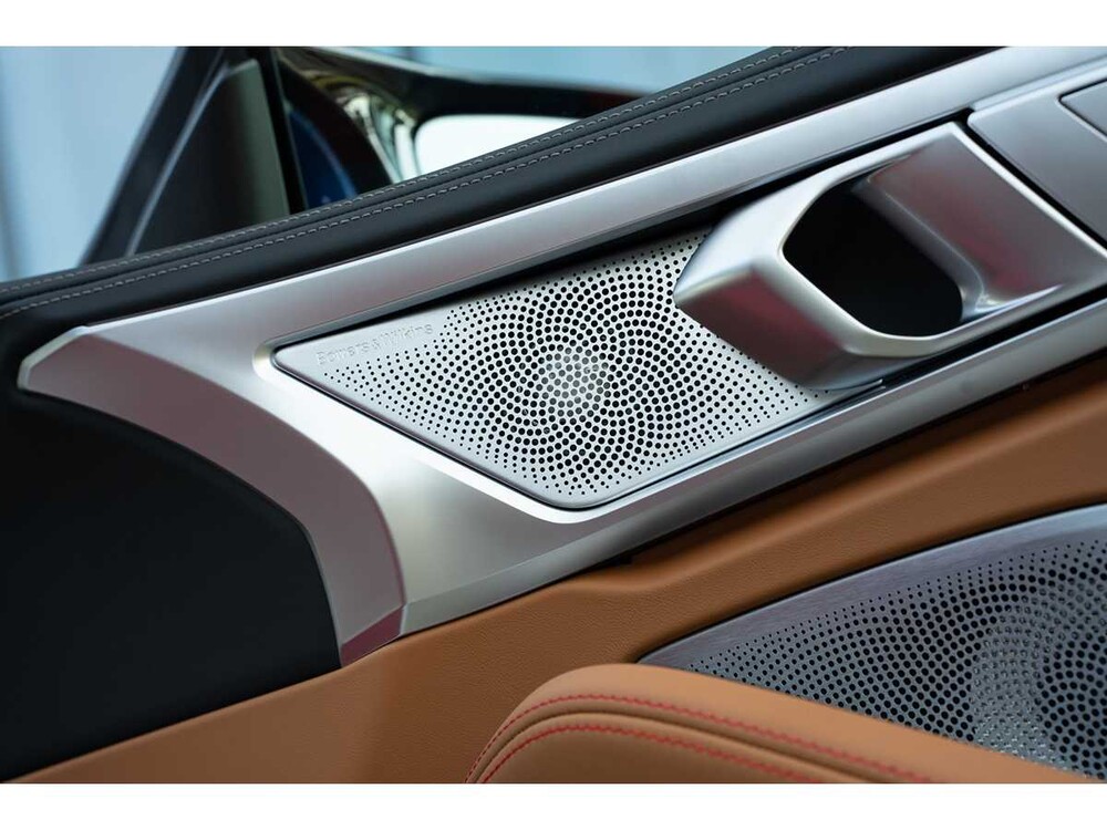 BMW M850i Gran Coupé 4.4 V8 xDrive -The 8 X Jeff Koons- M-Performance 530pk 2023 (1 van 99) (NEW) 8-Serie (Origineel-NL + 1e Eigenaar)
