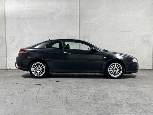 Alfa Romeo GT 3.2 V6 Distinctive 239pk 2004 Youngtimer