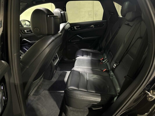 Porsche Cayenne 2.9 S 441pk 2017, K-029-DL