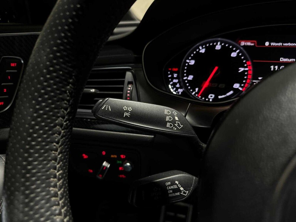 Audi RS6 Avant 4.0 V8 TFSI Quattro C7 561pk 2013