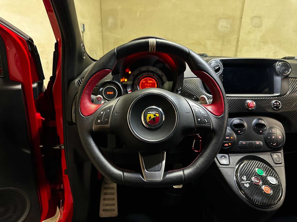 Fiat 500 Abarth 695 Tributo Ferrari 180pk 2011 (195/1695)