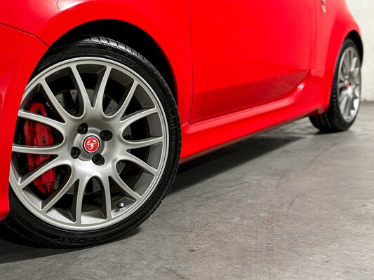 Fiat 500 Abarth 695 Tributo Ferrari 180pk 2011 (195/1695)