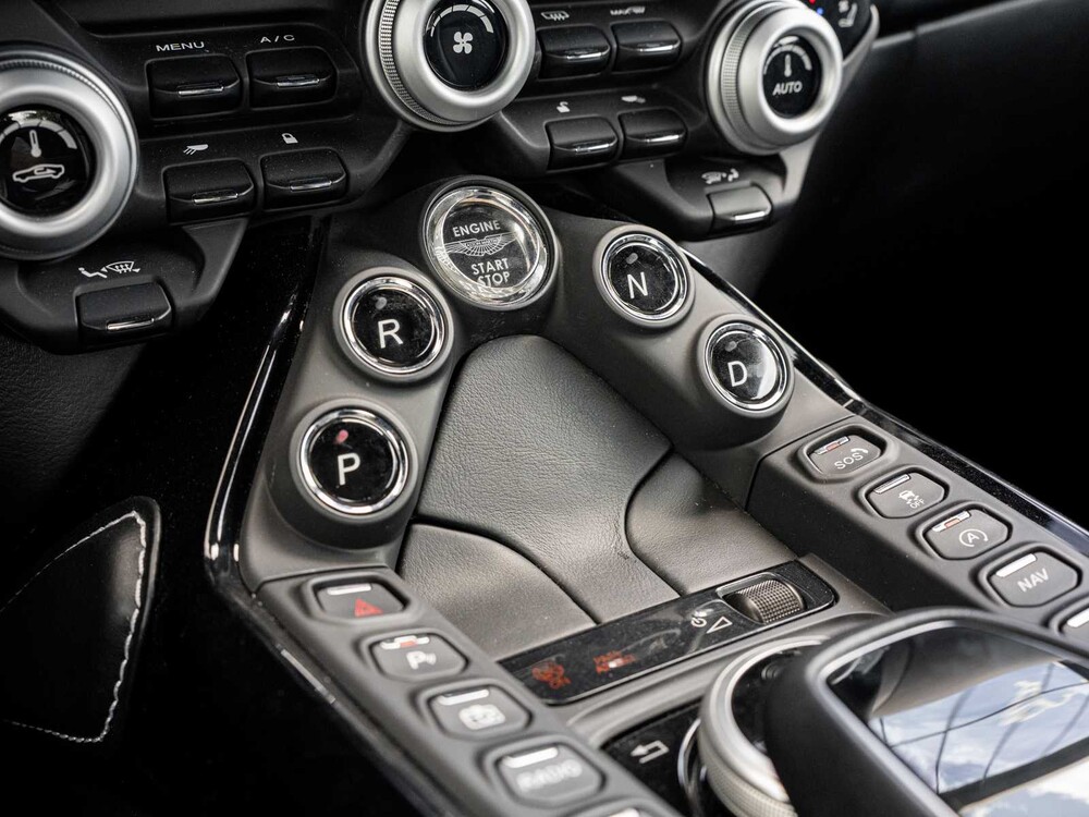 Aston Martin Vantage 4.0 V8 510pk 2021, X-777-DL
