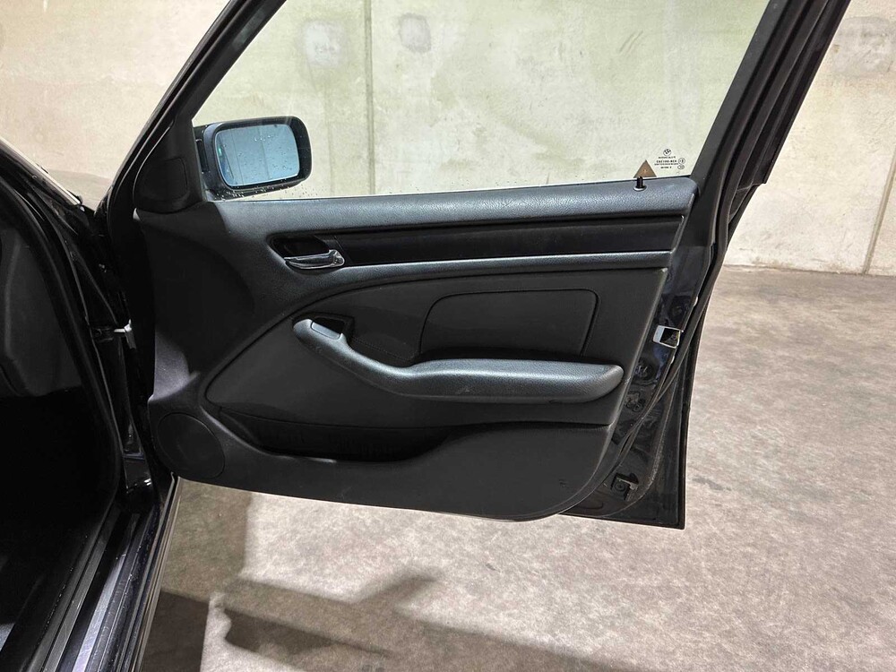 BMW 316i Touring Special Edition 116pk 2004 3-serie (Origineel-NL), 40-PG-BG