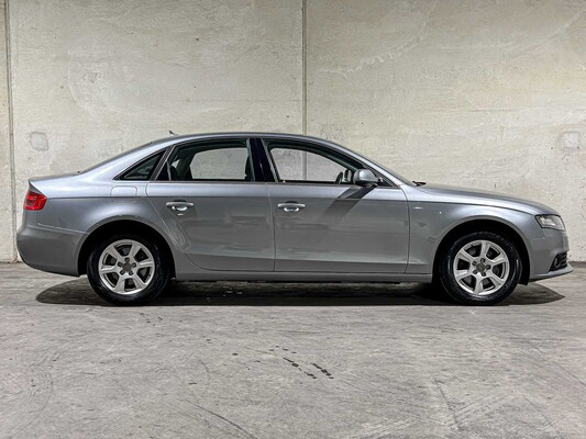 Audi A4 Limousine 1.8 TFSI Pro Line 120pk 2010 (Origineel-NL), 57-LGF-3