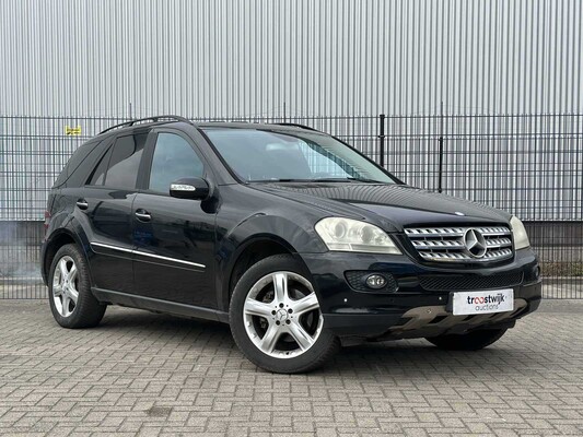 Mercedes-Benz M320 CDI M-Klasse 221 PS 2006, V-450-HD