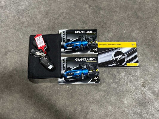 Opel Grandland X 1.2 Turbo Business Executive 131pk 2020 (Origineel-NL + 1e eigenaar), H-882-PB