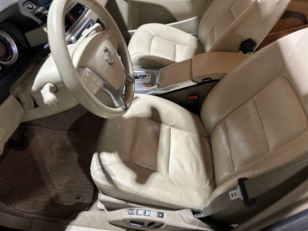 Volvo V70 1.6 T4 Limited Edition 179pk 2011 (Origineel-NL), 60-SKF-2