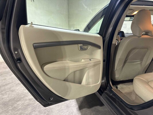 Volvo V70 1.6 T4 Limited Edition 179pk 2011 (Origineel-NL), 60-SKF-2