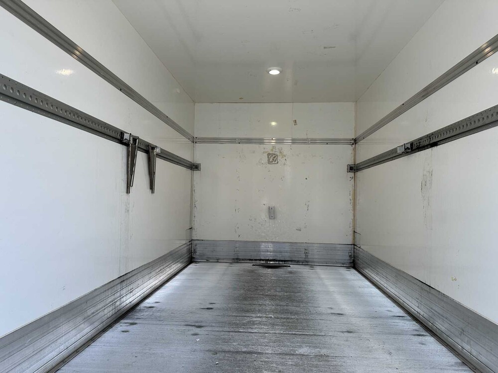 Volkswagen Crafter 35 2.0 TDI L4 Trendline Bakwagen 102pk 2019 (Origineel-NL + 1e eigenaar), VBP-02-S