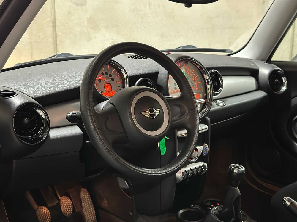 Mini 3-Deurs 1.6 Cooper 120pk 2008, 93-LDX-9