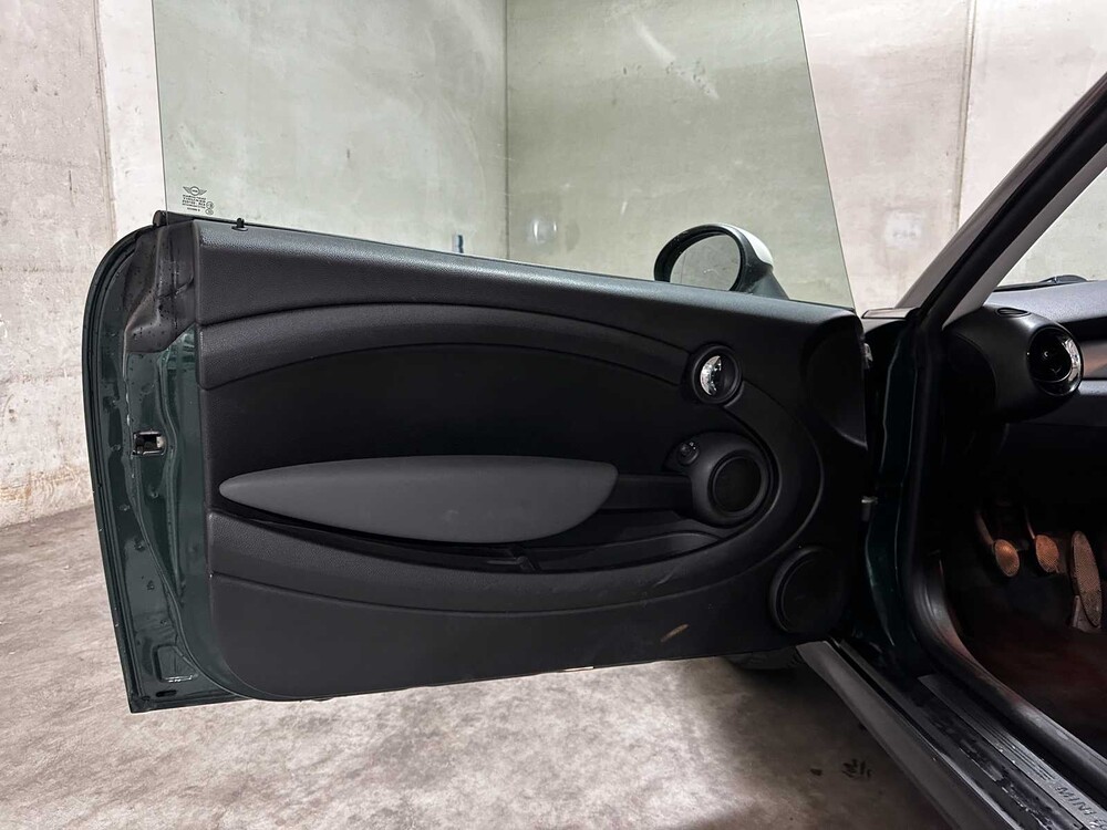 Mini 3-Deurs 1.6 Cooper 120pk 2008, 93-LDX-9