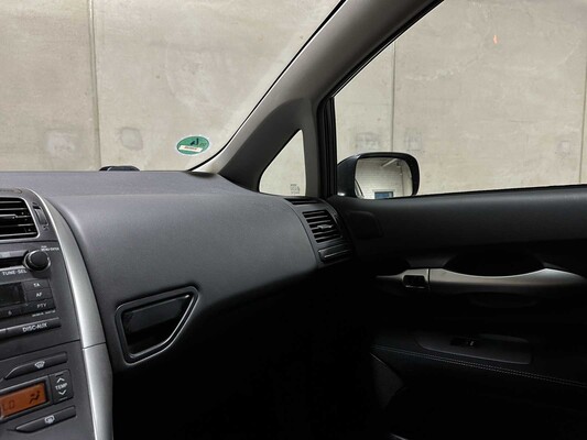Toyota Auris 2.0 D-4D Aspiration 126 PS 2010, 2-XNG-47