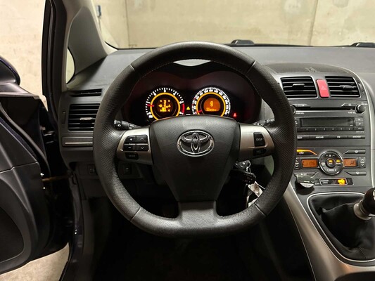 Toyota Auris 2.0 D-4D Aspiration 126pk 2010, 2-XNG-47