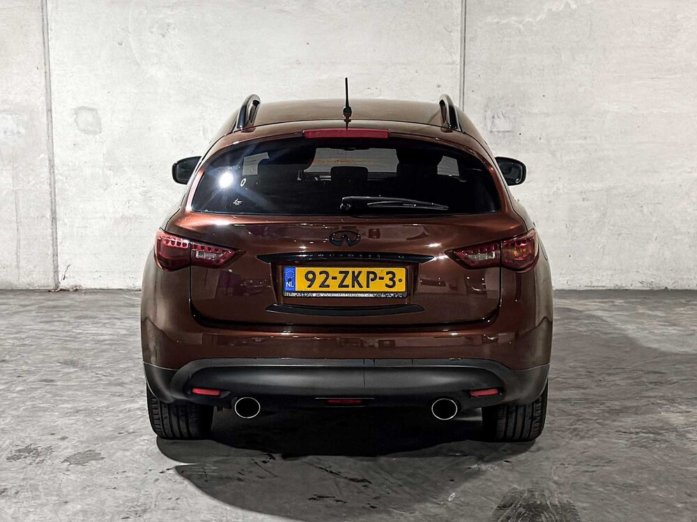 Infiniti FX 30d GT Premium 238hp 2012, 92-ZKP-3