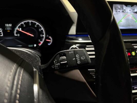 BMW 520i Touring High Executive 5er-Reihe 181 PS 2018 (Original-NL), RX-455-V