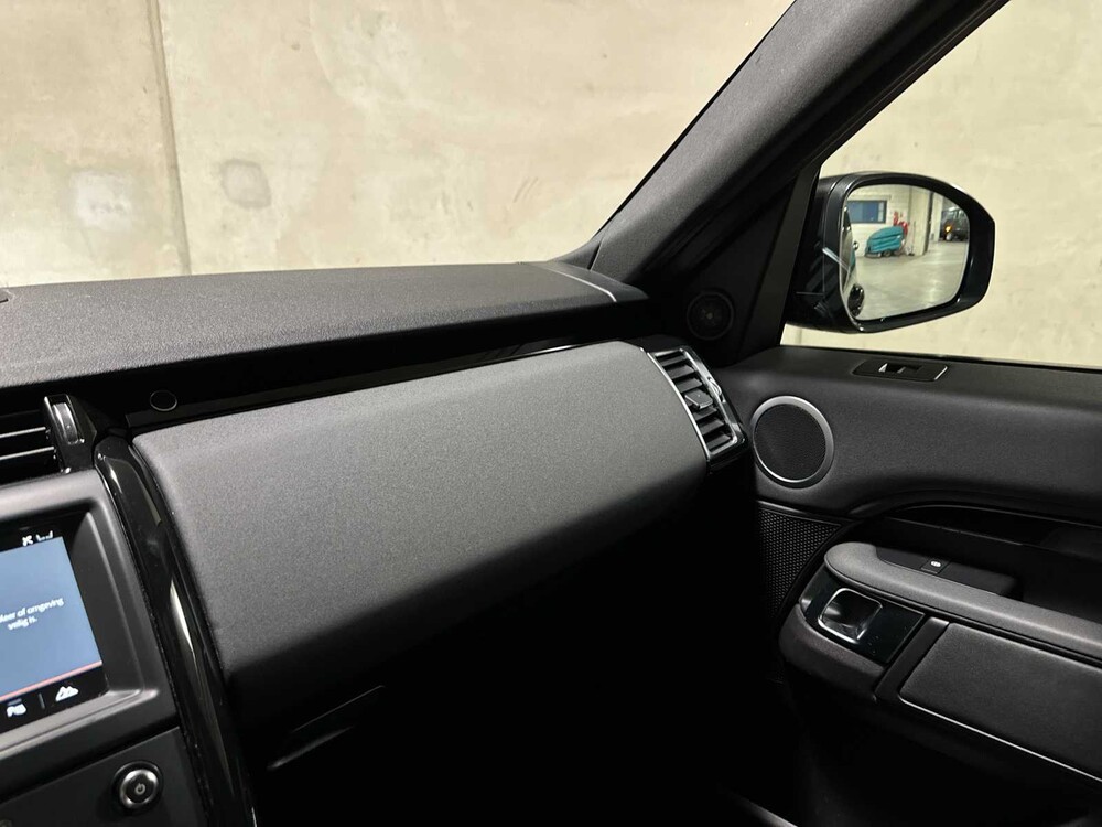 Land Rover Discovery 3.0 Td6 HSE Luxury 258pk 2018 7-persoons, T-774-BK
