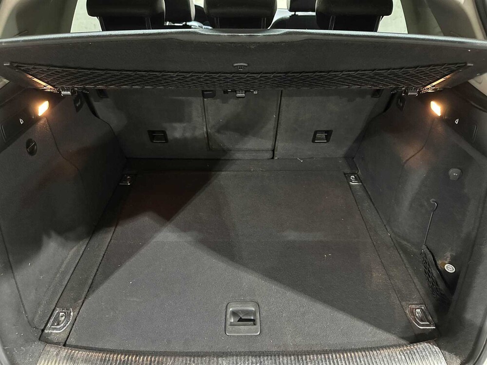 Audi Q5 3.2 FSI V6 Quattro Pro Line 269pk 2010, J-936-ZV
