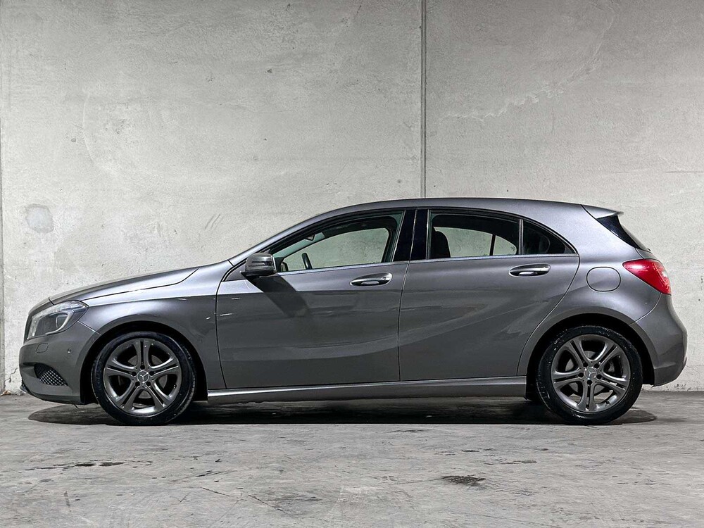 Mercedes-Benz A180 4U3 A-klasse 121pk 2013 (Origineel-NL), 8-SRR-41