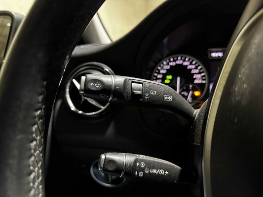 Mercedes-Benz A180 4U3 A-klasse 121pk 2013 (Origineel-NL), 8-SRR-41