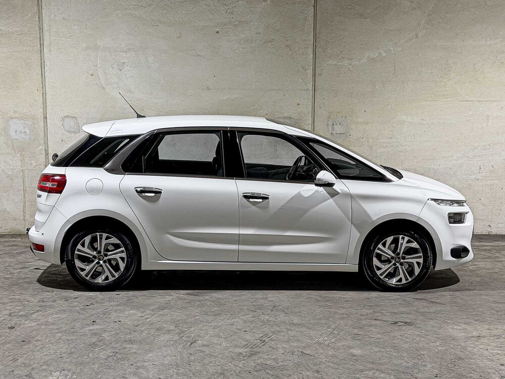 Citroen C4 Picasso 1.2 PureTech Shine 131pk 2015, JH-153-R