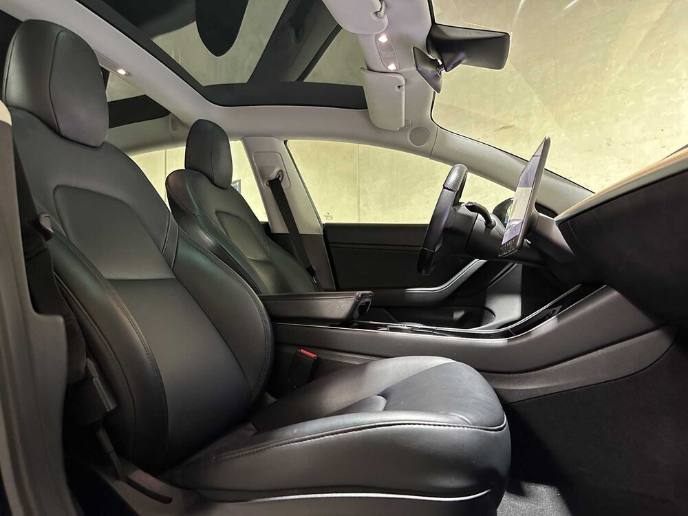 Tesla Model 3 Long Range AWD 75 kWh 351 PS 2019 (Original-NL), G-421-XX