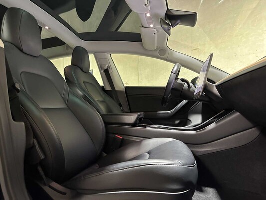 Tesla Model 3 Long Range AWD 75 kWh 351 PS 2019 (Original-NL), G-421-XX