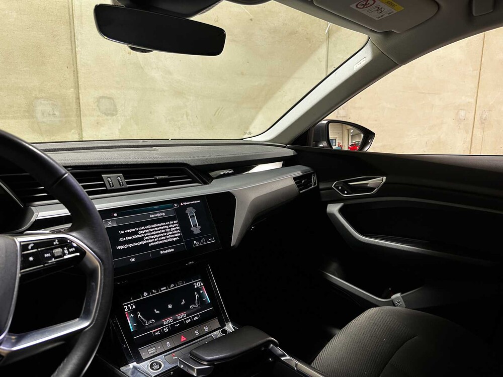 Audi e-tron Sportback 55 quattro edition 95 kWh 408pk 2022 (Origineel-NL + 1e eigenaar), P-835-GD