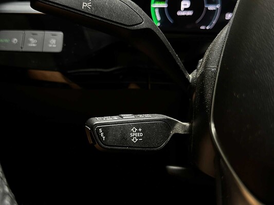 Audi e-tron Sportback 55 quattro edition 95 kWh 408pk 2022 (Origineel-NL + 1e eigenaar), P-835-GD
