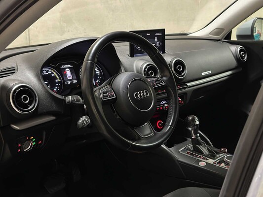 Audi A3 Sportback 1.4 e-tron PHEV Ambition Pro Line plus 204pk 2016 (Origineel-NL), JN-001-S