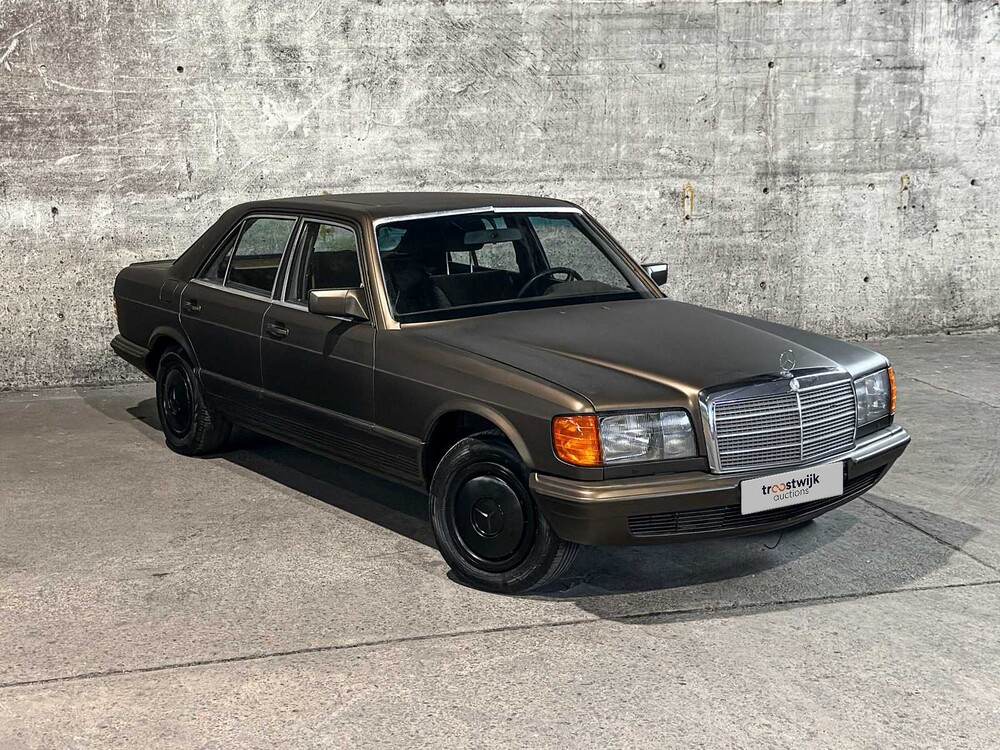 Mercedes-Benz SE W126 107pk 1982, X-916-HG