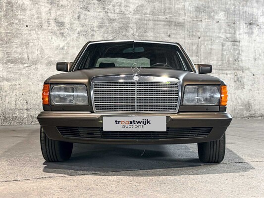 Mercedes-Benz SE W126 107pk 1982, X-916-HG
