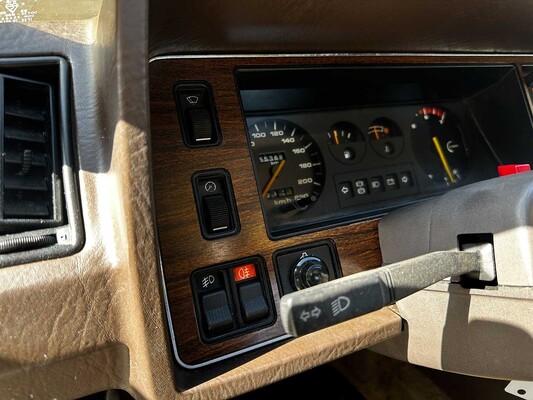Ford Granada 2.8 GL 160pk 1983 (Origineel-NL), V-101-TR