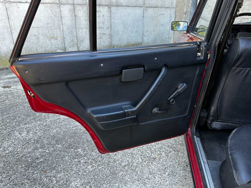 Lada 2105 69pk 1989