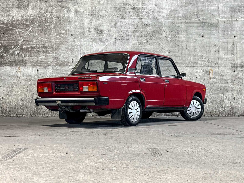 Lada 2105 69pk 1989