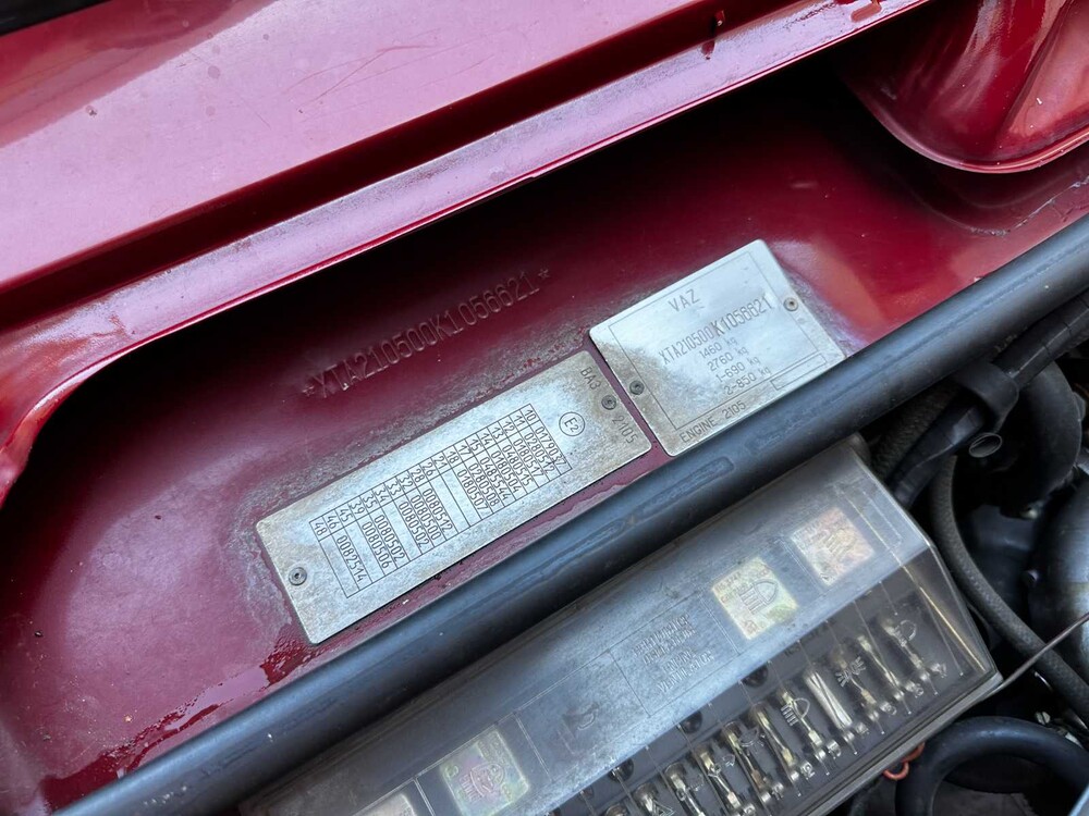 Lada 2105 69pk 1989