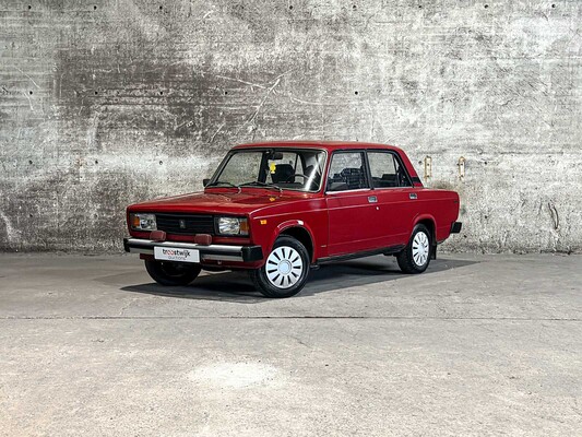 Lada 2105 69pk 1989
