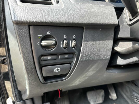Volvo XC90 4,4 V8 Momentum 315 PS 2007 (7-Sitzer), X-130-FL Youngtimer