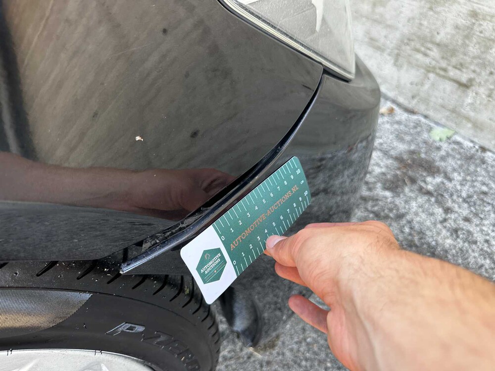 BMW ActiveHybrid7 F04 4.4 V8 465pk 2010