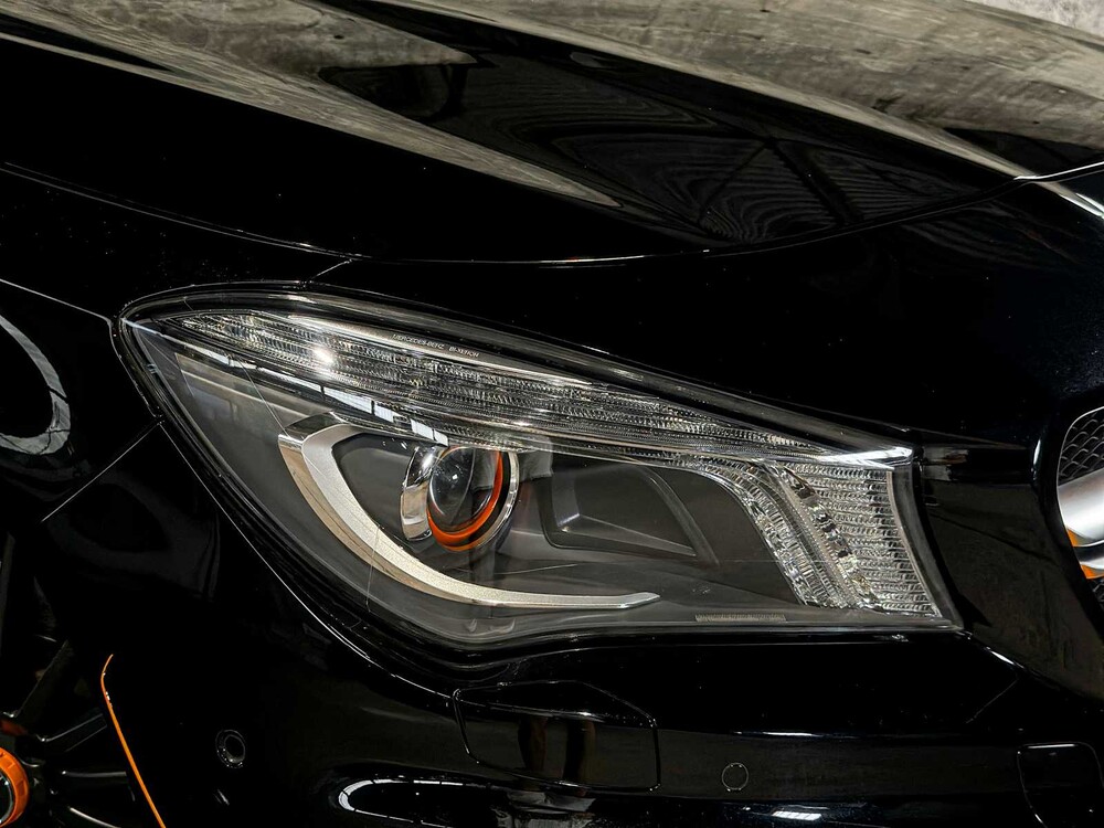 Mercedes-Benz CLA45 4Matic OrangeArt Edition CLA-Klasse 360pk 2015, NL-Kenteken
