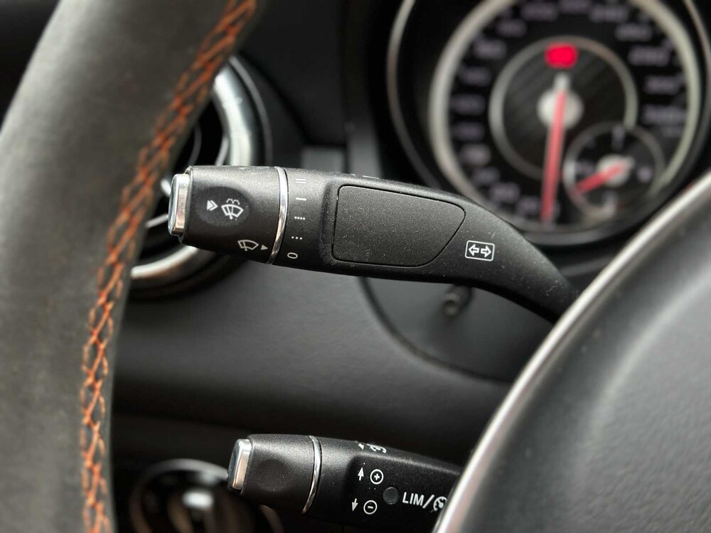 Mercedes-Benz CLA45 4Matic OrangeArt Edition CLA-Klasse 360pk 2015, NL-Kenteken