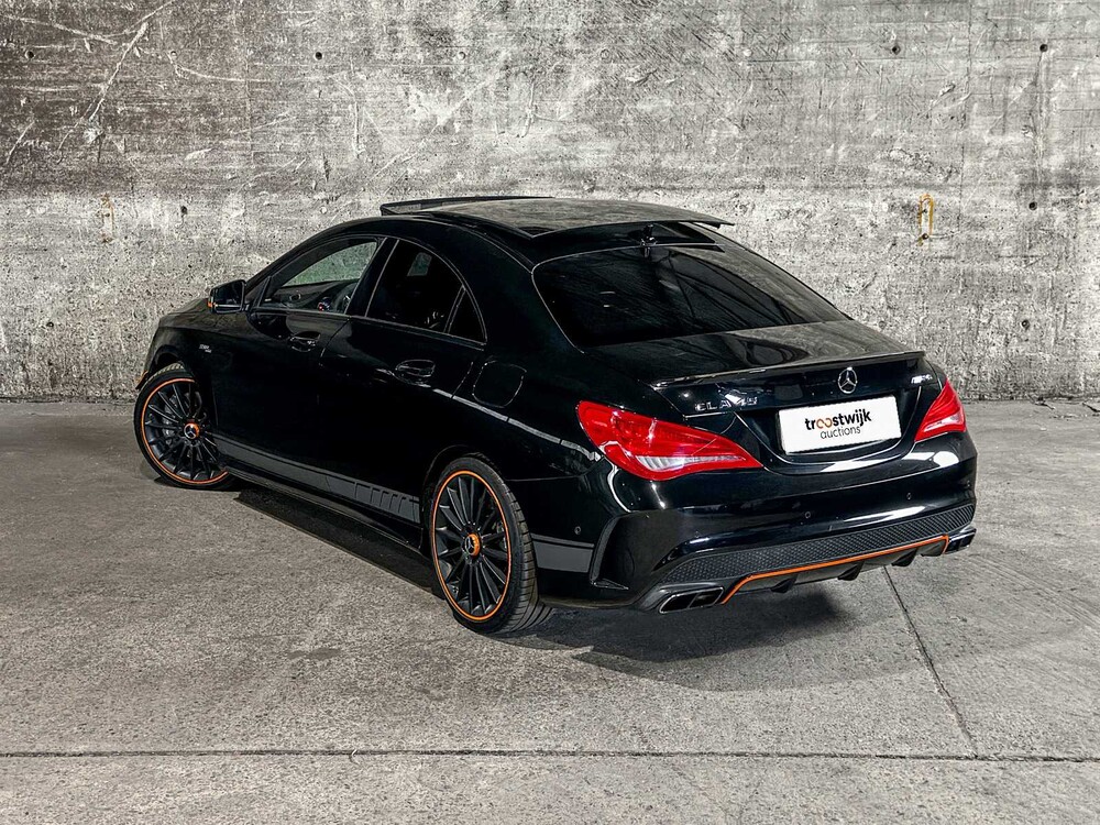 Mercedes-Benz CLA45 4Matic OrangeArt Edition CLA-Klasse 360pk 2015, NL-Kenteken