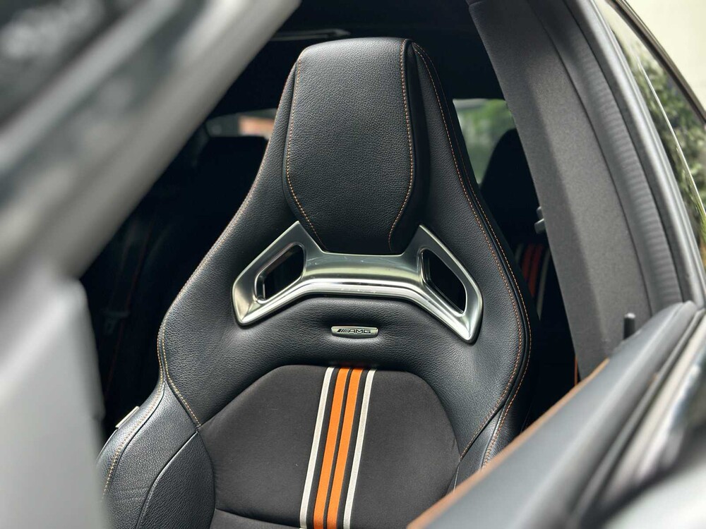 Mercedes-Benz CLA45 4Matic OrangeArt Edition CLA-Klasse 360pk 2015, NL-Kenteken