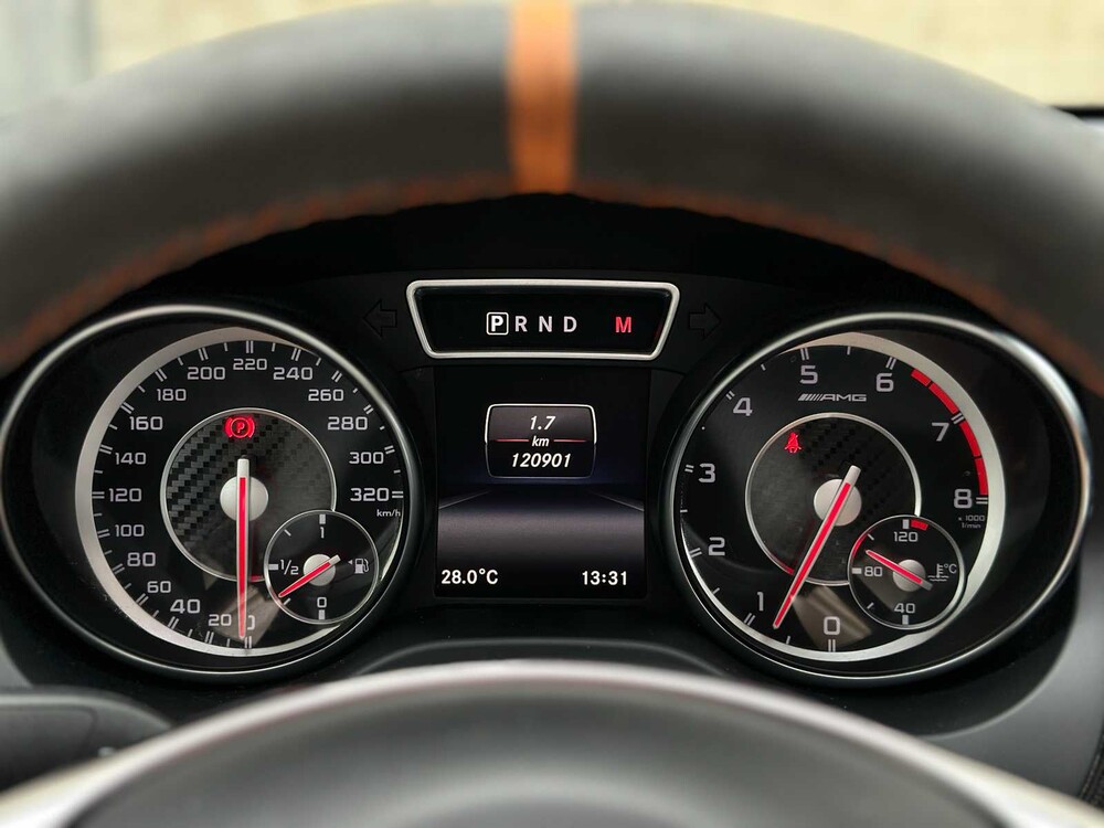 Mercedes-Benz CLA45 4Matic OrangeArt Edition CLA-Klasse 360pk 2015, NL-Kenteken