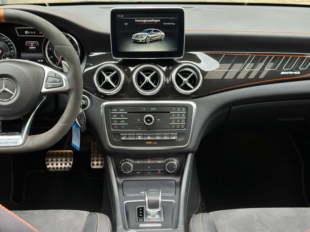 Mercedes-Benz CLA45 4Matic OrangeArt Edition CLA-Klasse 360pk 2015, NL-Kenteken